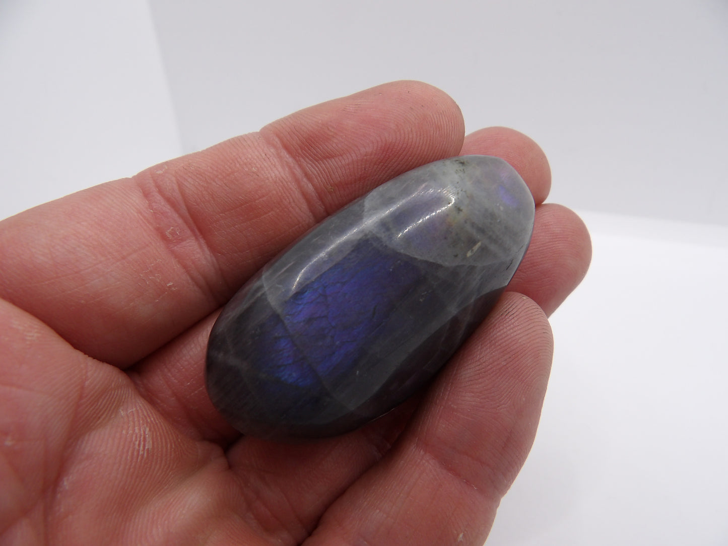 Galet de Labradorite