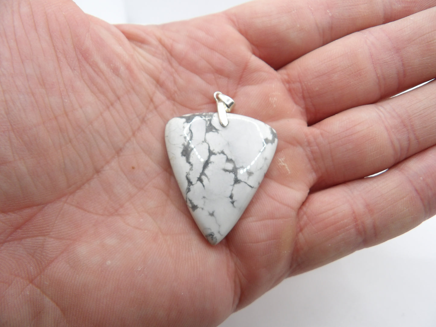 Pendentif Howlite