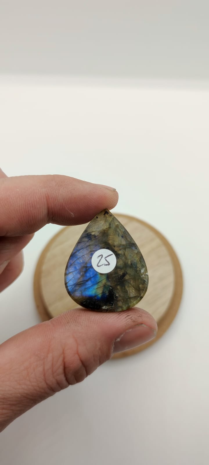 Cabochon Labradorite