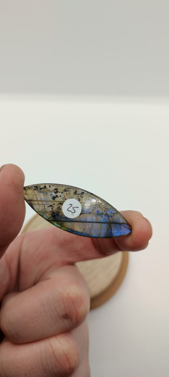 Cabochon Labradorite