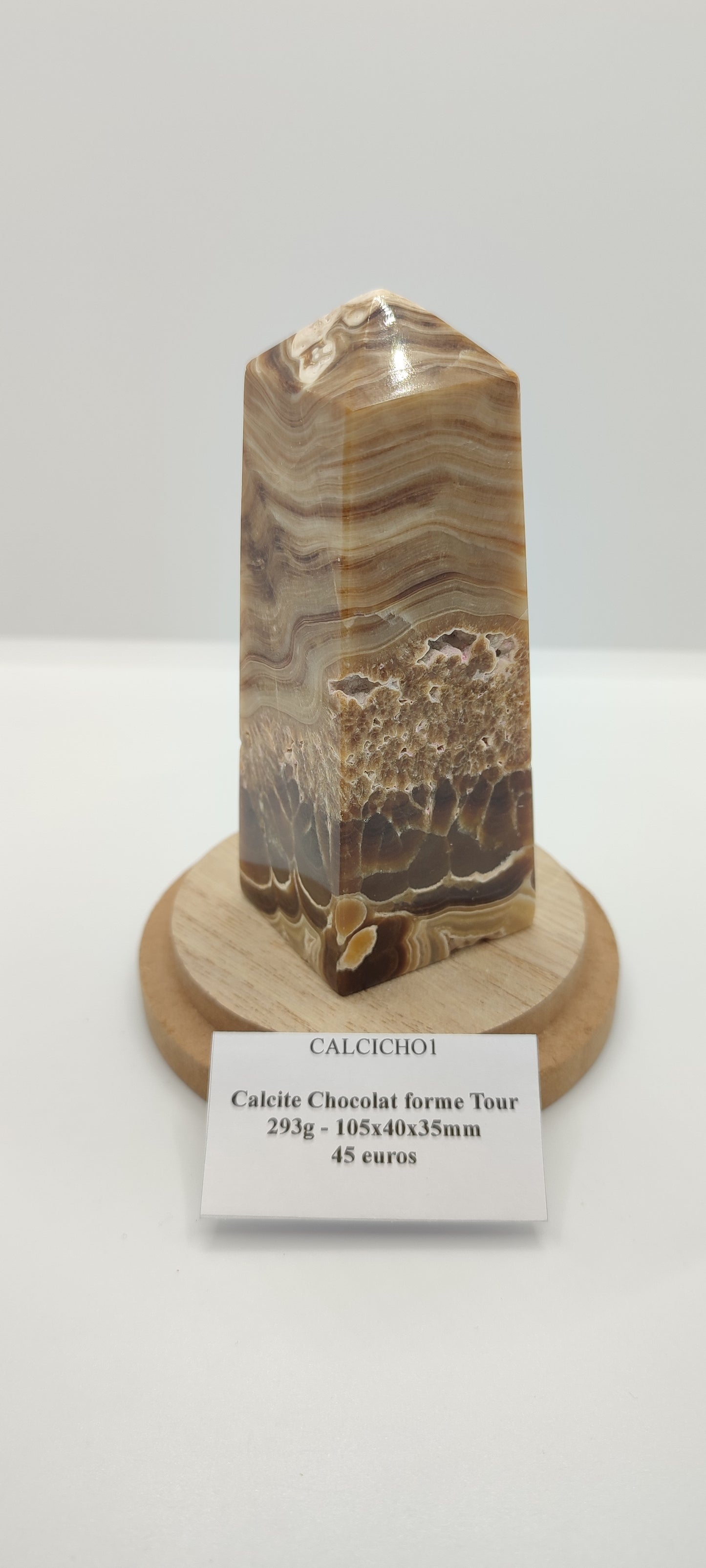 Tour en Calcite Chocolat