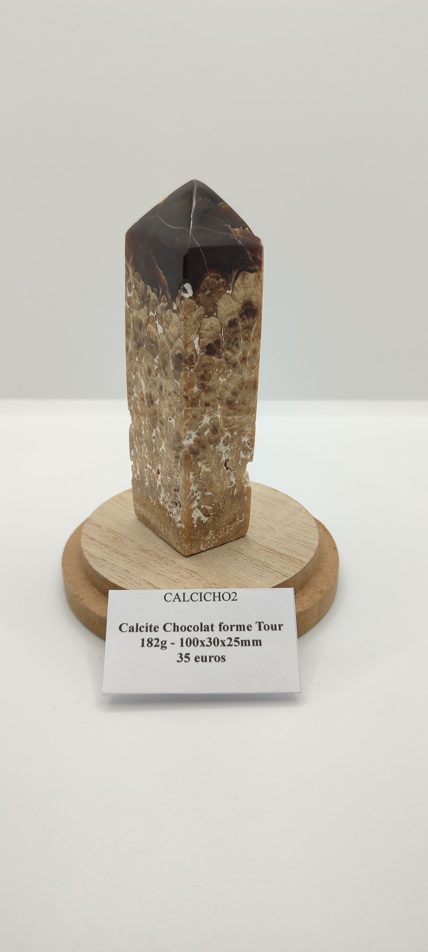 Tour en Calcite Chocolat