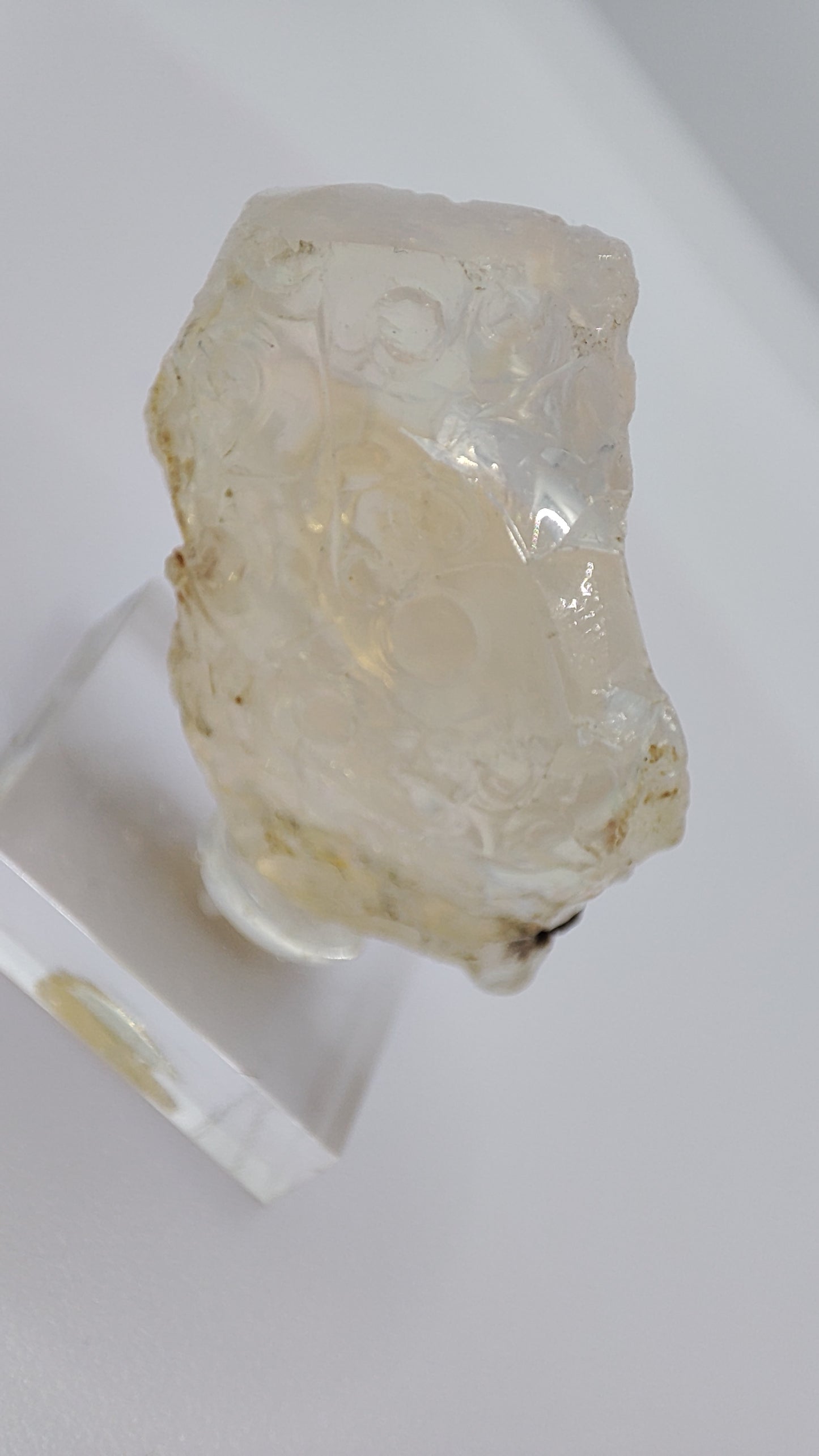 Opale Brute Welo sur socle