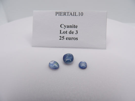 Cyanite, lot