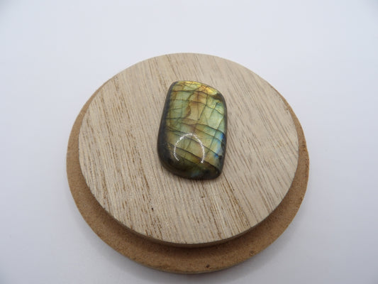 Cabochon Labradorite