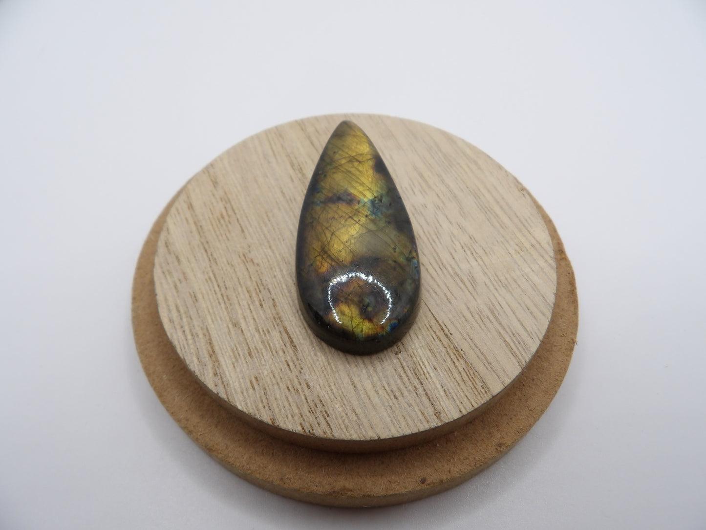 Cabochon Labradorite