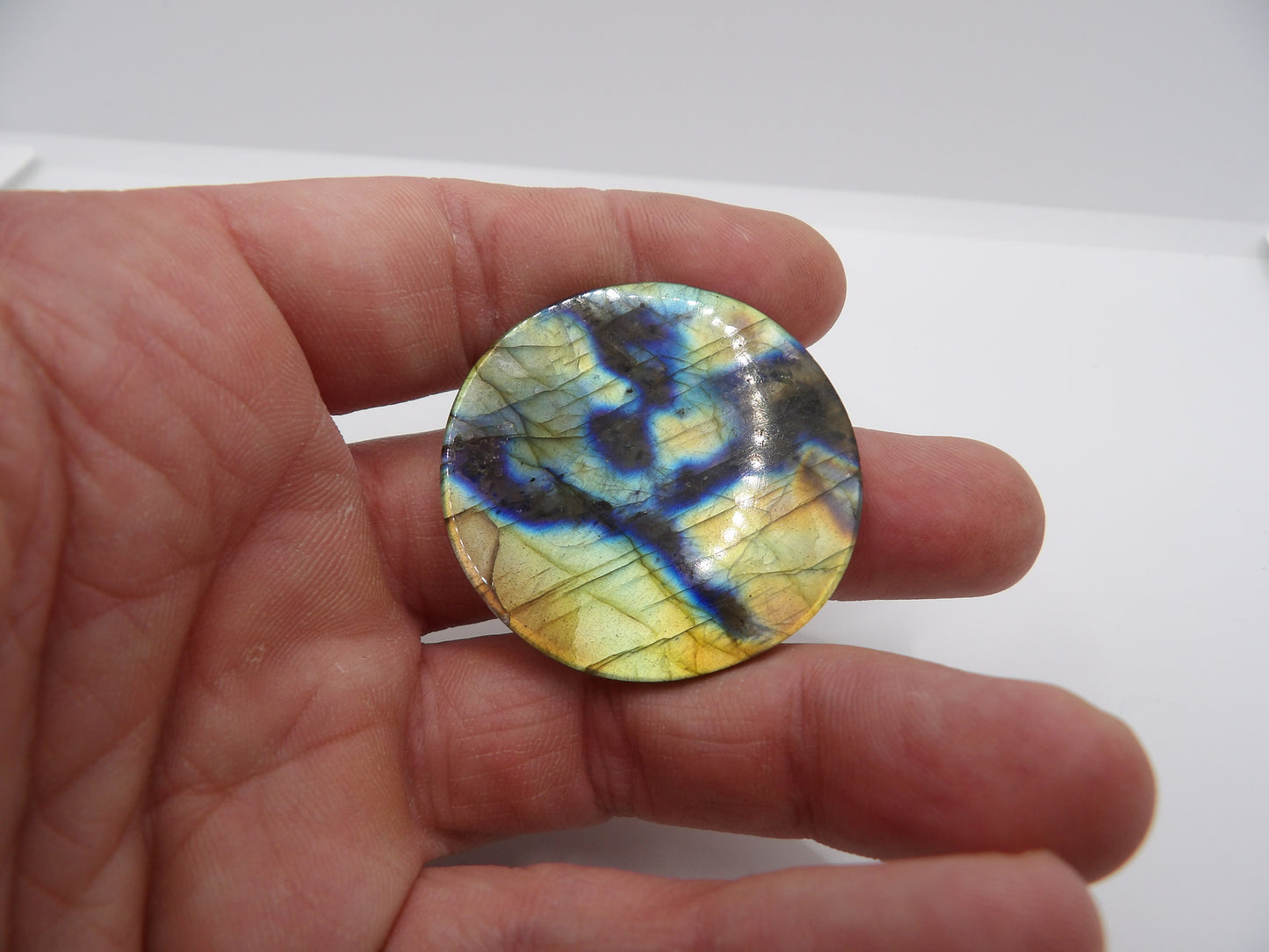 Cabochon Labradorite