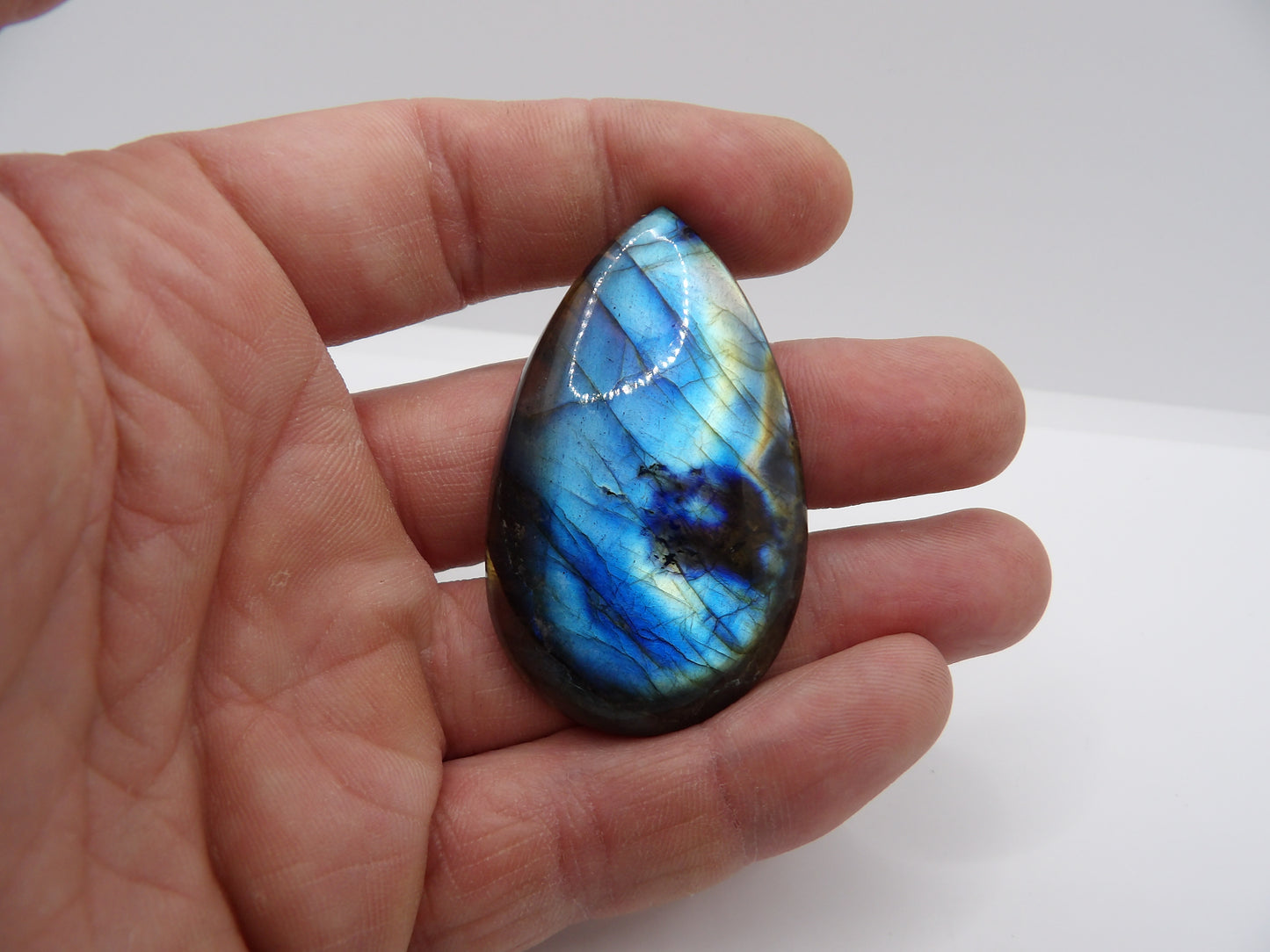 Cabochon Labradorite