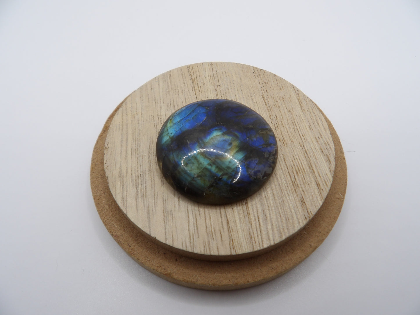 Cabochon Labradorite