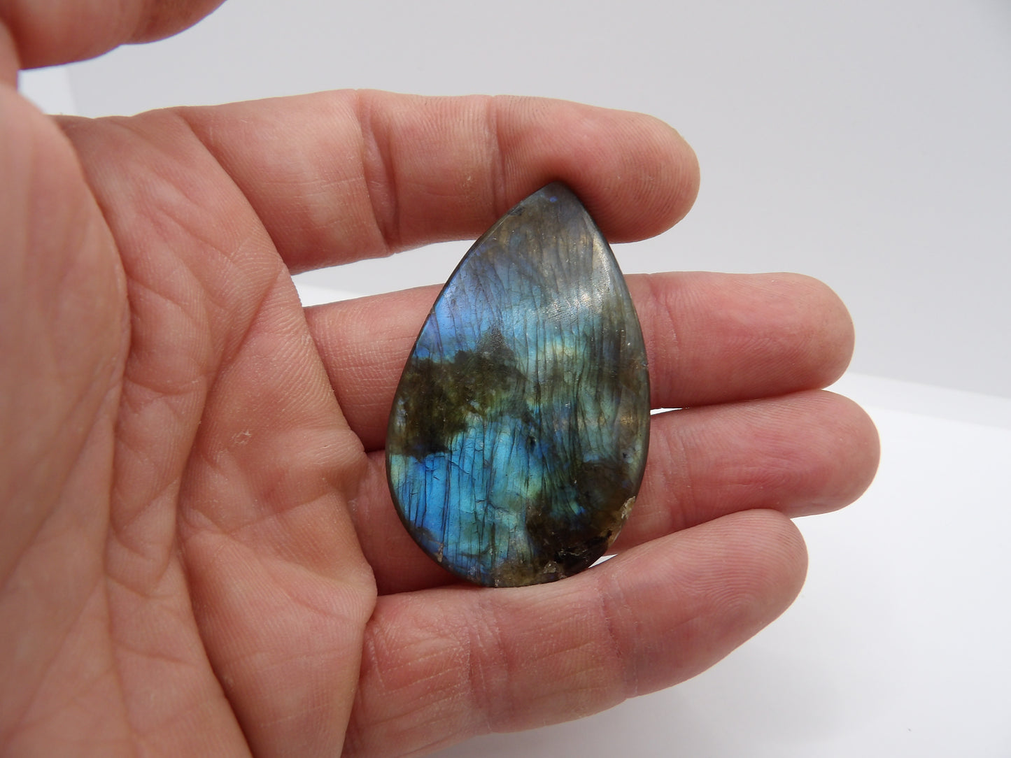 Cabochon Labradorite