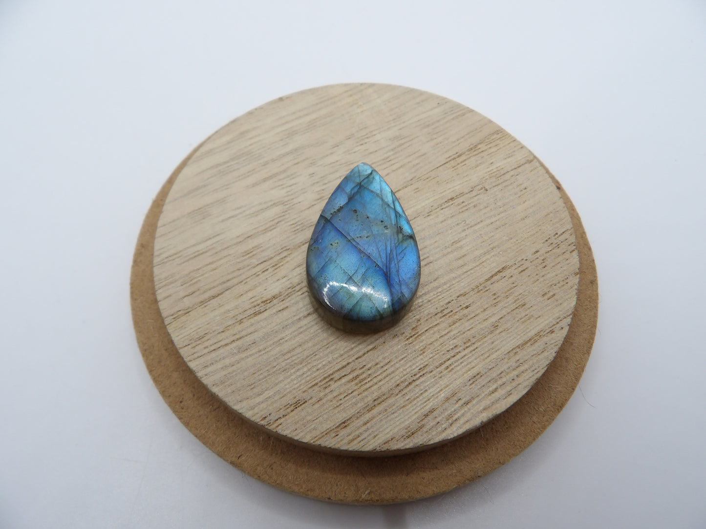 Cabochon Labradorite