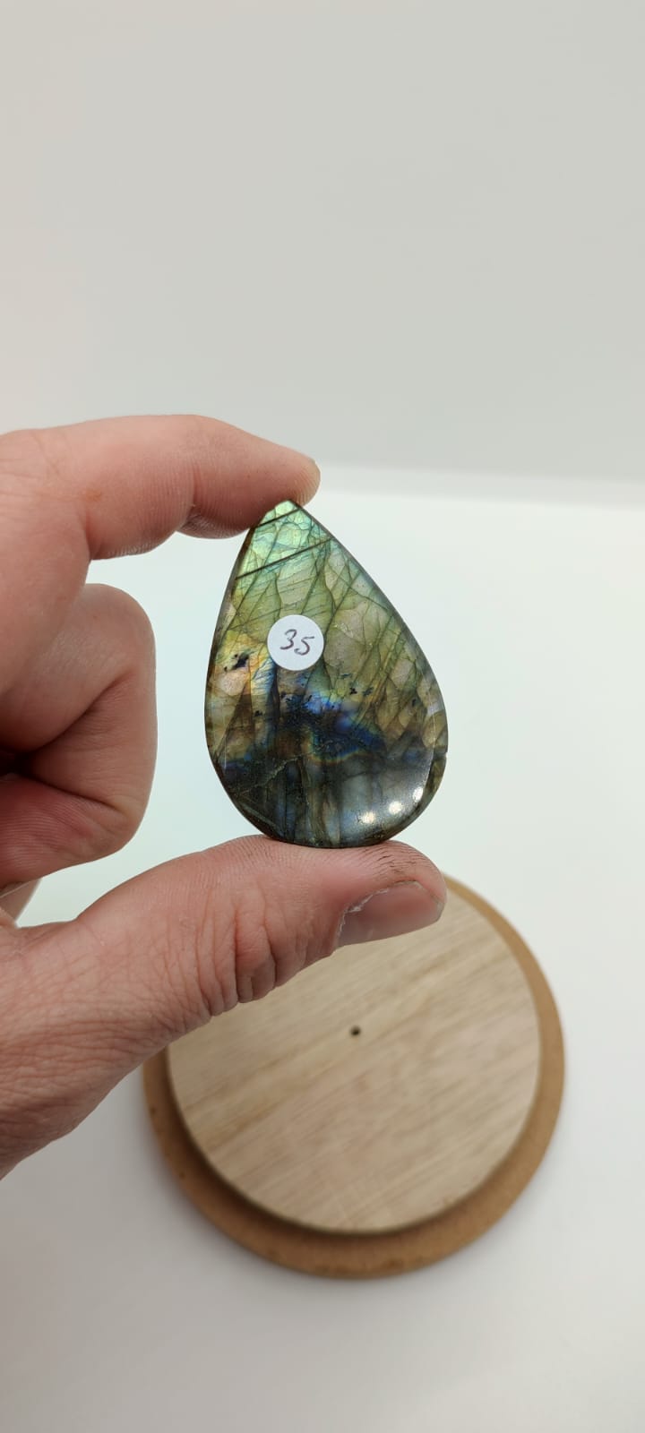 Cabochon Labradorite