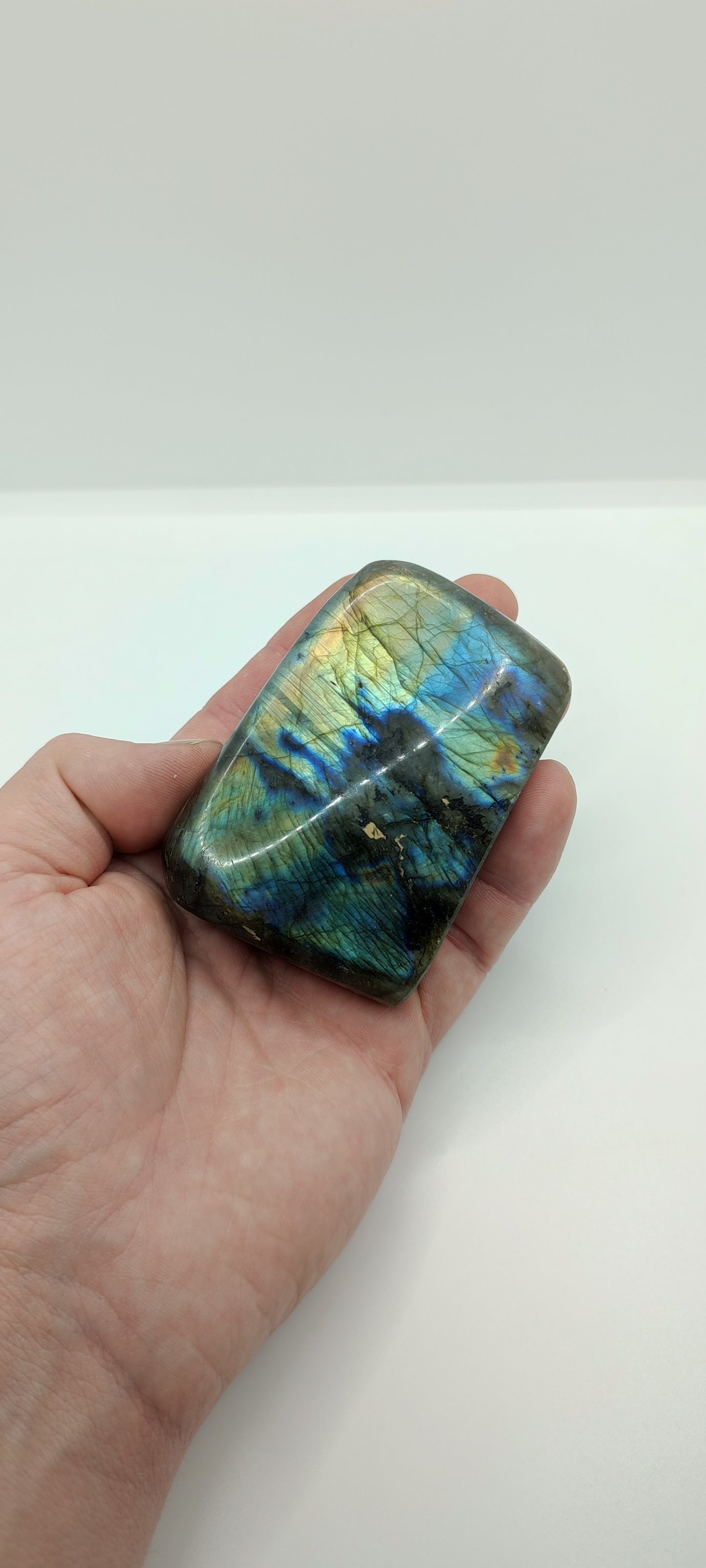 Forme Libre Labradorite