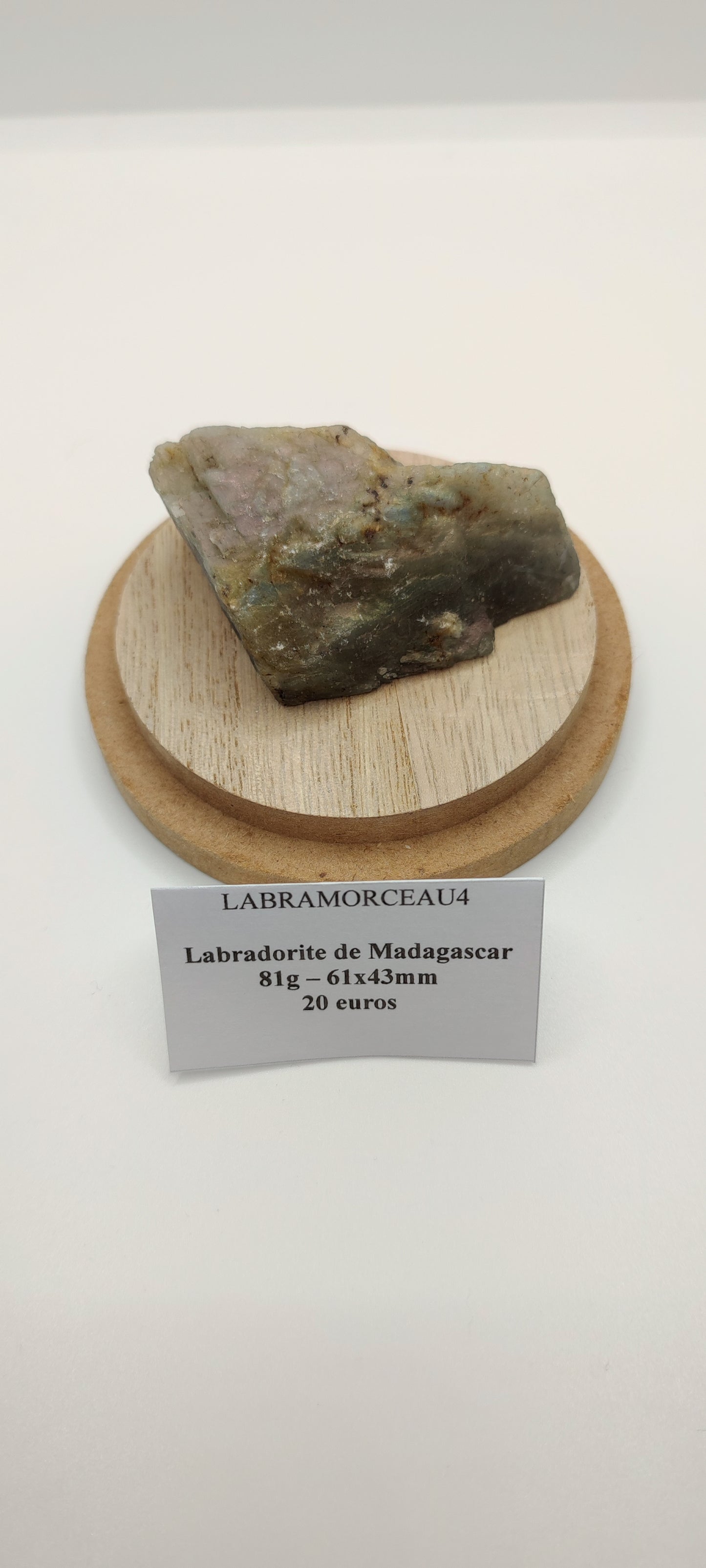 Labradorite : Morceau Semi poli