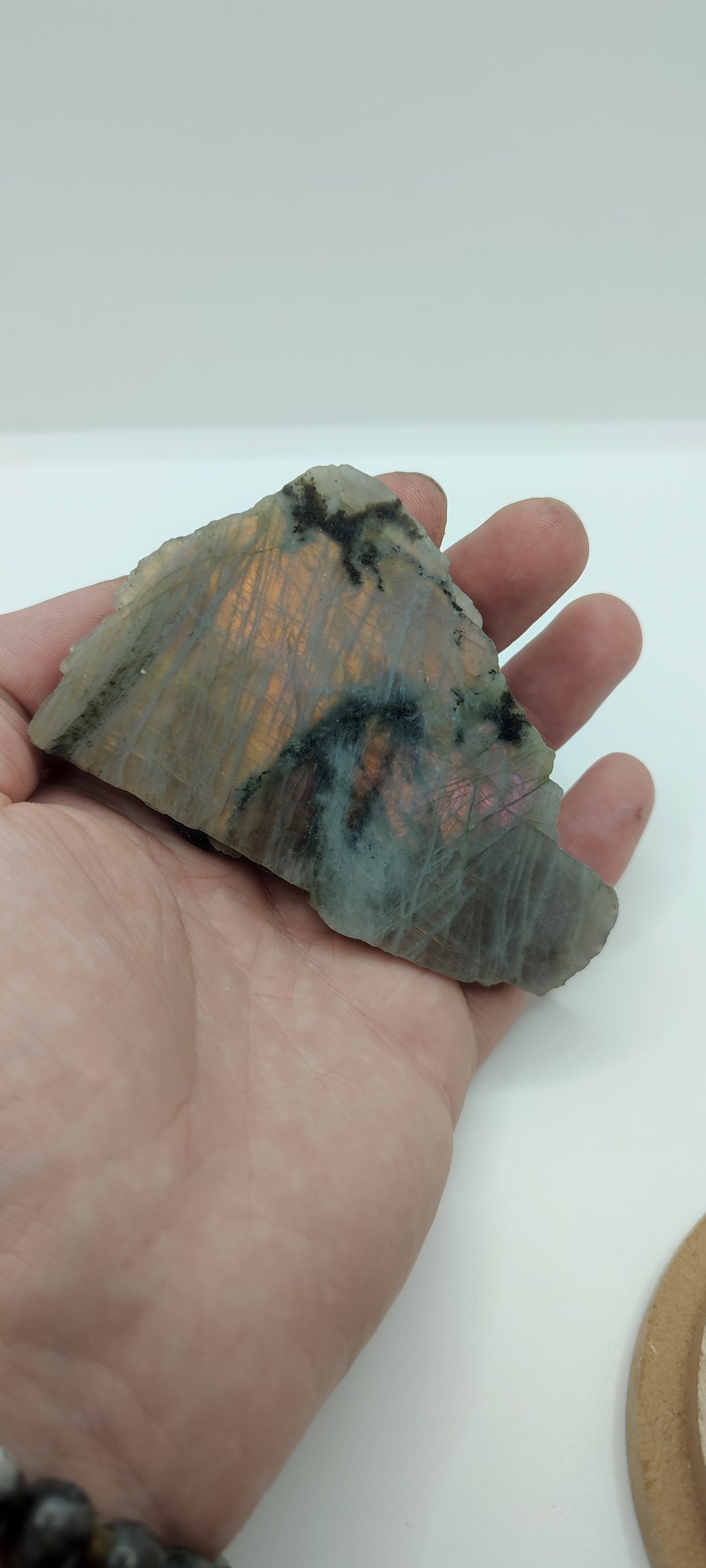 Labradorite : Morceau Semi poli